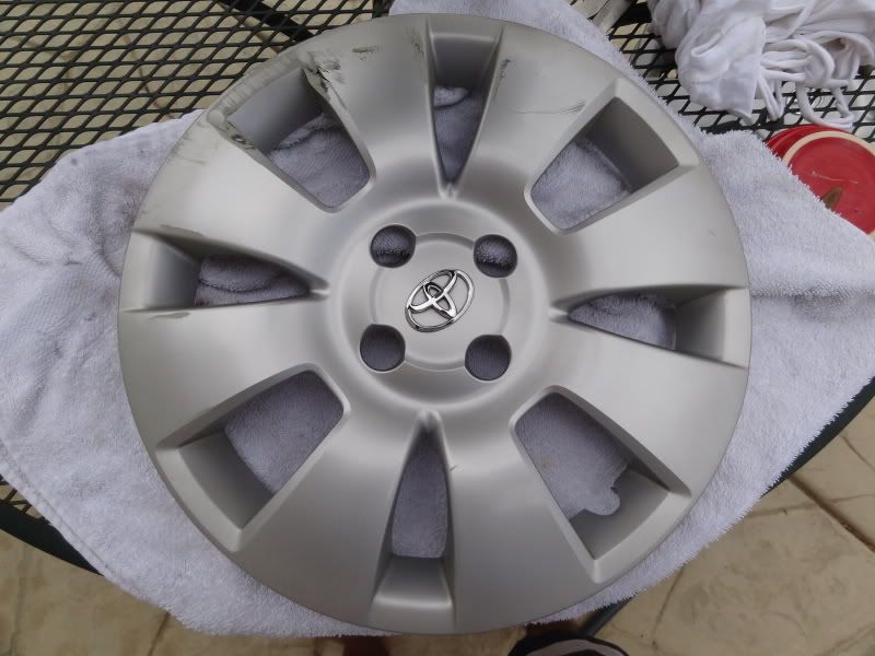 FS 07 OEM Yaris hubcaps 20 obo SoCal Toyota Yaris Forums Ultimate